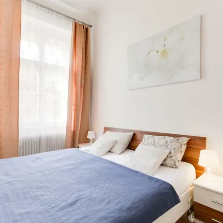 Apartment Apartment Spalena 15